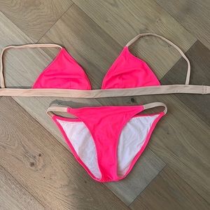 Solid & Striped neon pink Morgan bikini